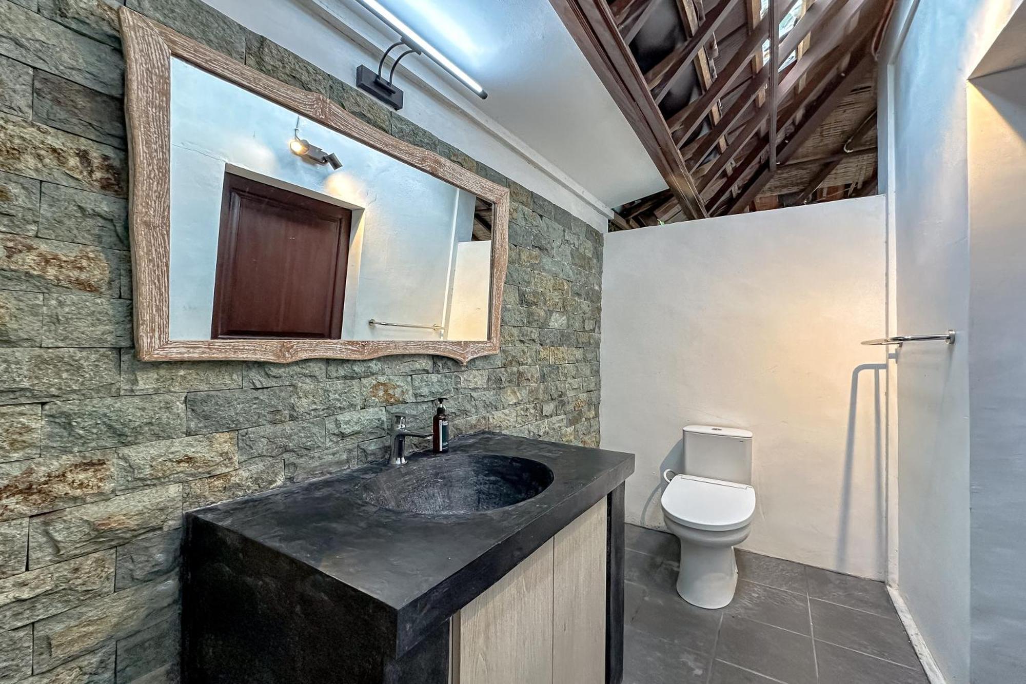 Rocko Villa *